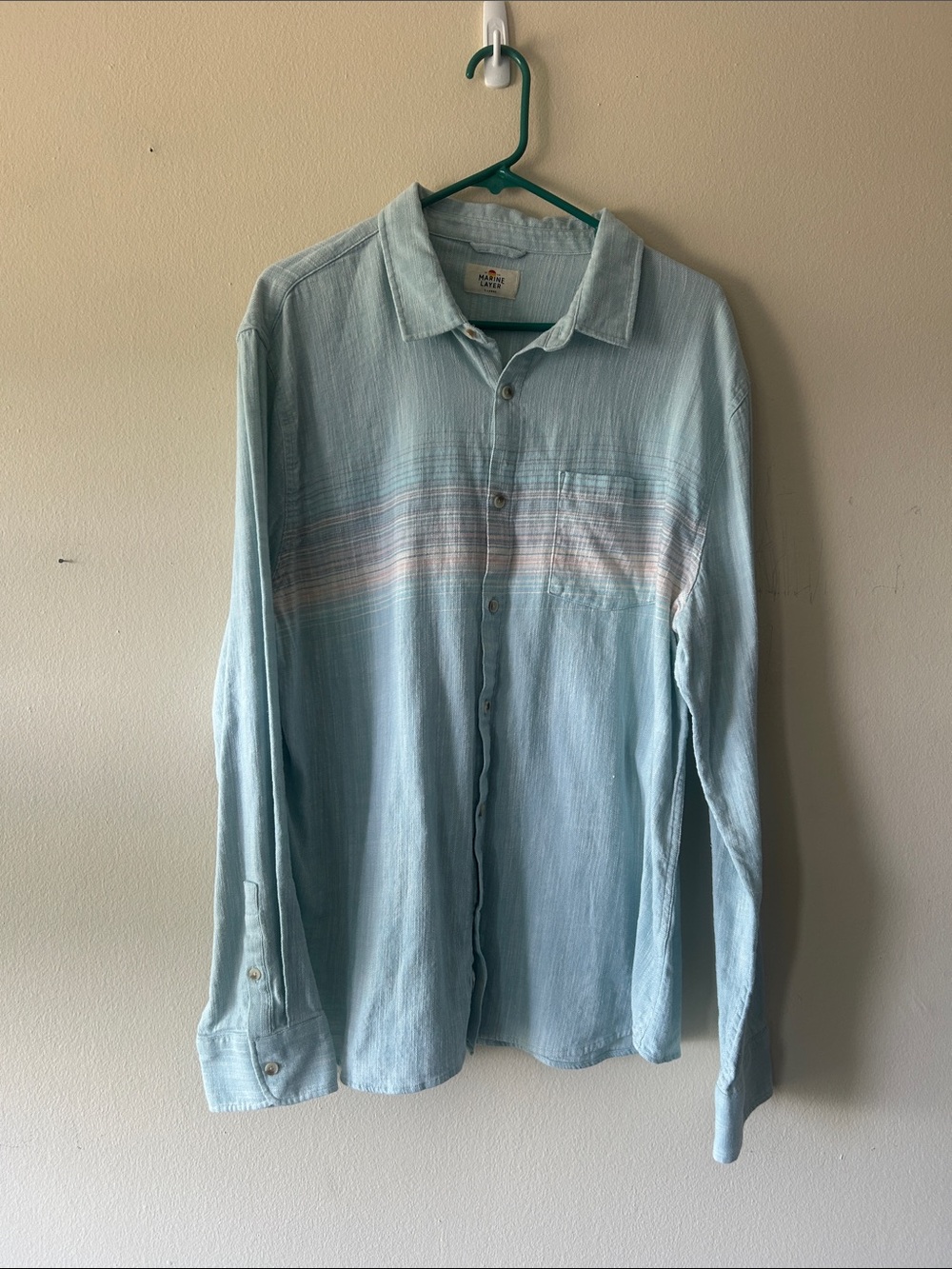 Marine Layer Men's Light Blue Button-Up Shirt with Subtle Stripe
